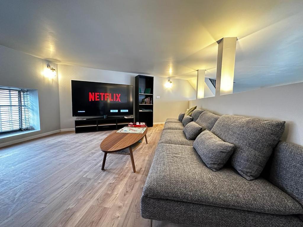 "Silk & Suites" City Center Saint-Etienne  Buitenkant foto